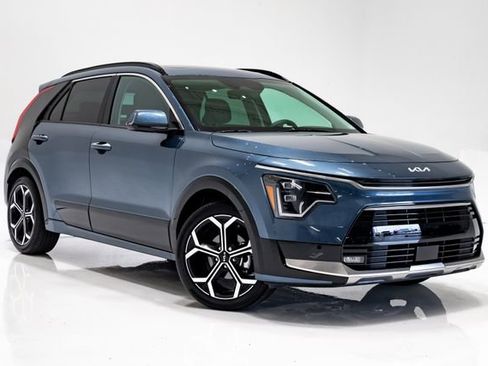 Certified 2024 Kia Niro SX Touring FWD image 6