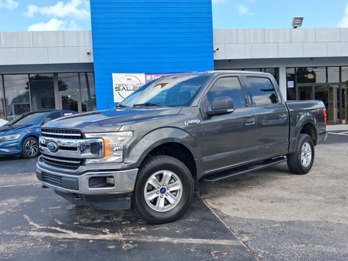 Used 2018 Ford F150 XLT w/ Equipment Group 301A Mid AWD/4WD image 3