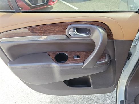 Used 2013 Buick Enclave Leather image 13