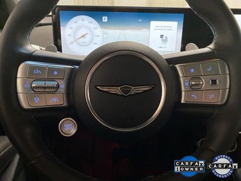 Used 2024 Genesis GV60 RWD image 33