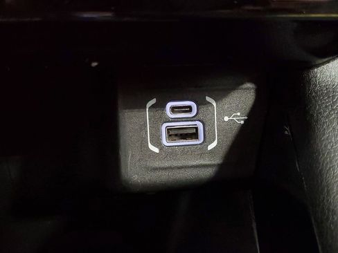 Used 2025 Jeep Compass Trailhawk AWD/4WD image 22