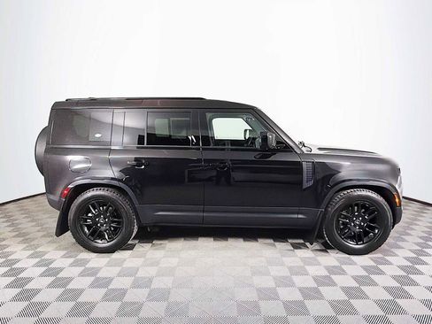 Used 2024 Land Rover Defender 110 S image 4