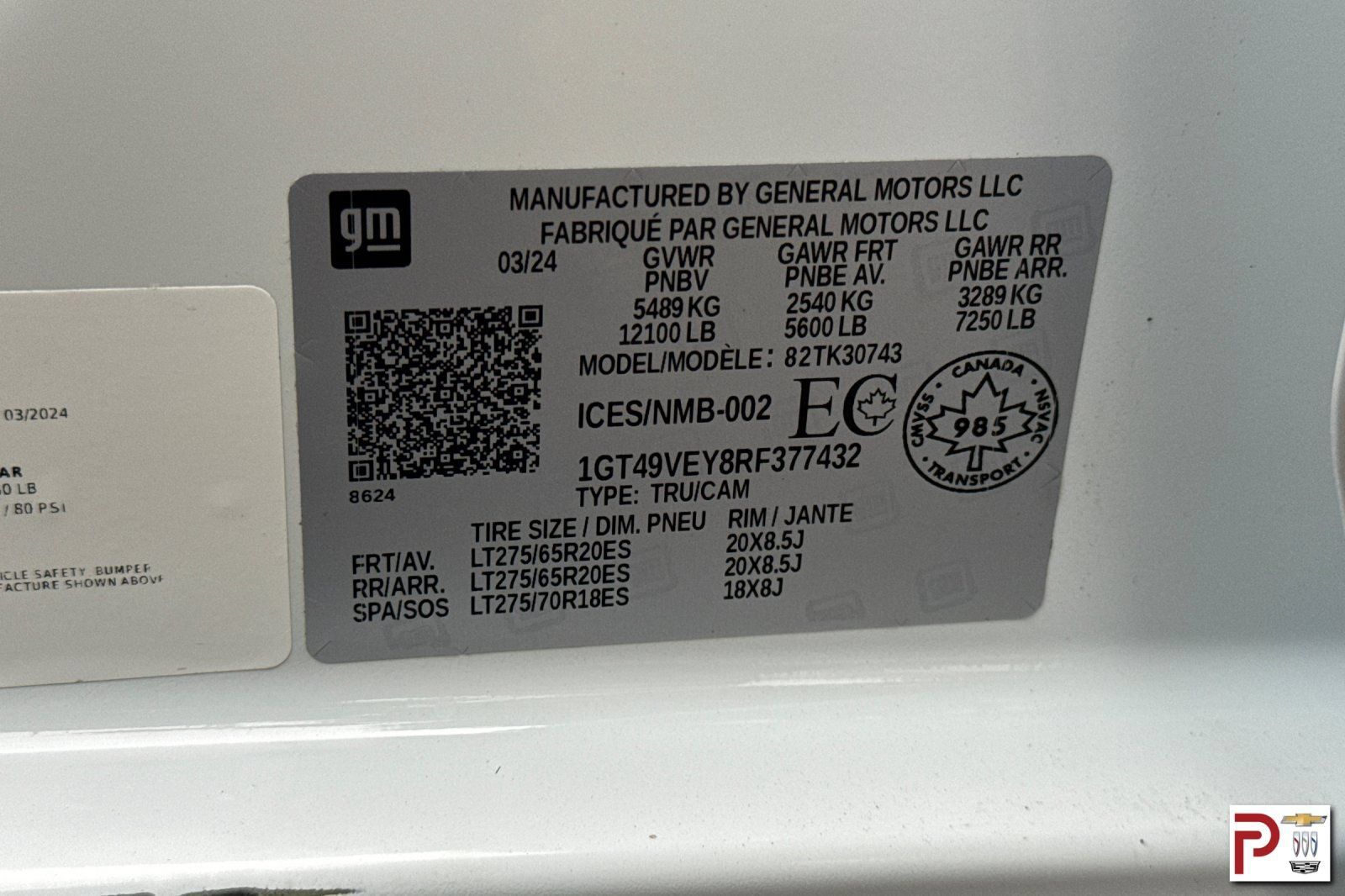 Certified 2024 GMC Sierra 3500 AT4 w/ Technology Package AWD/4WD image 33