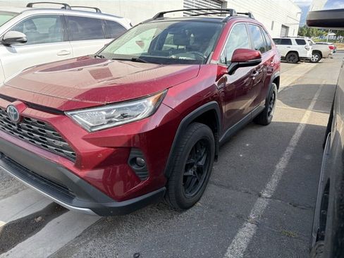 Used 2021 Toyota RAV4 Limited AWD/4WD image 2