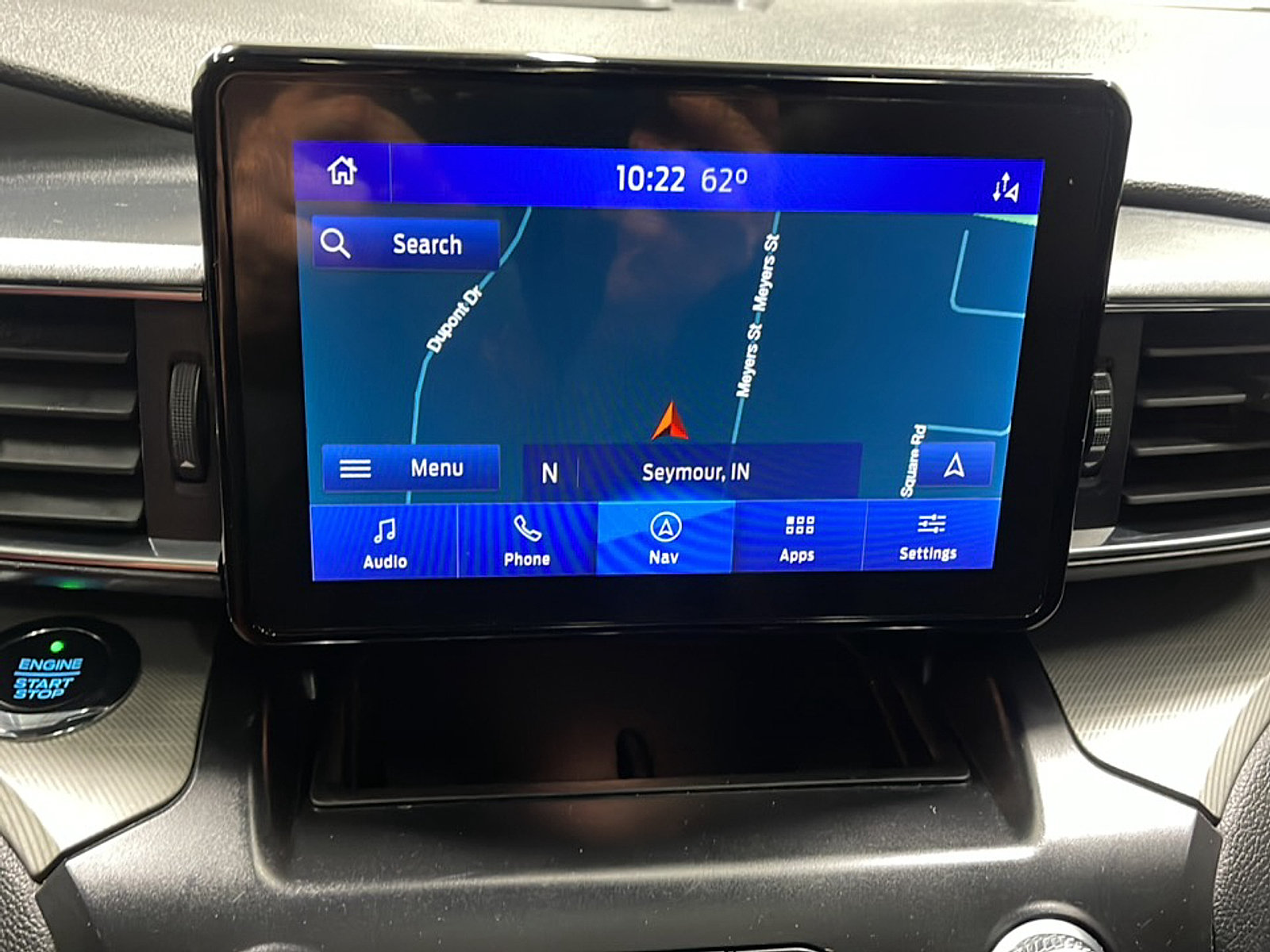 Used 2020 Ford Explorer XLT w/ Equipment Group 202A RWD image 9