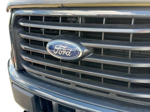 Used 2017 Ford F150 XLT w/ Equipment Group 302A Luxury AWD/4WD image 35