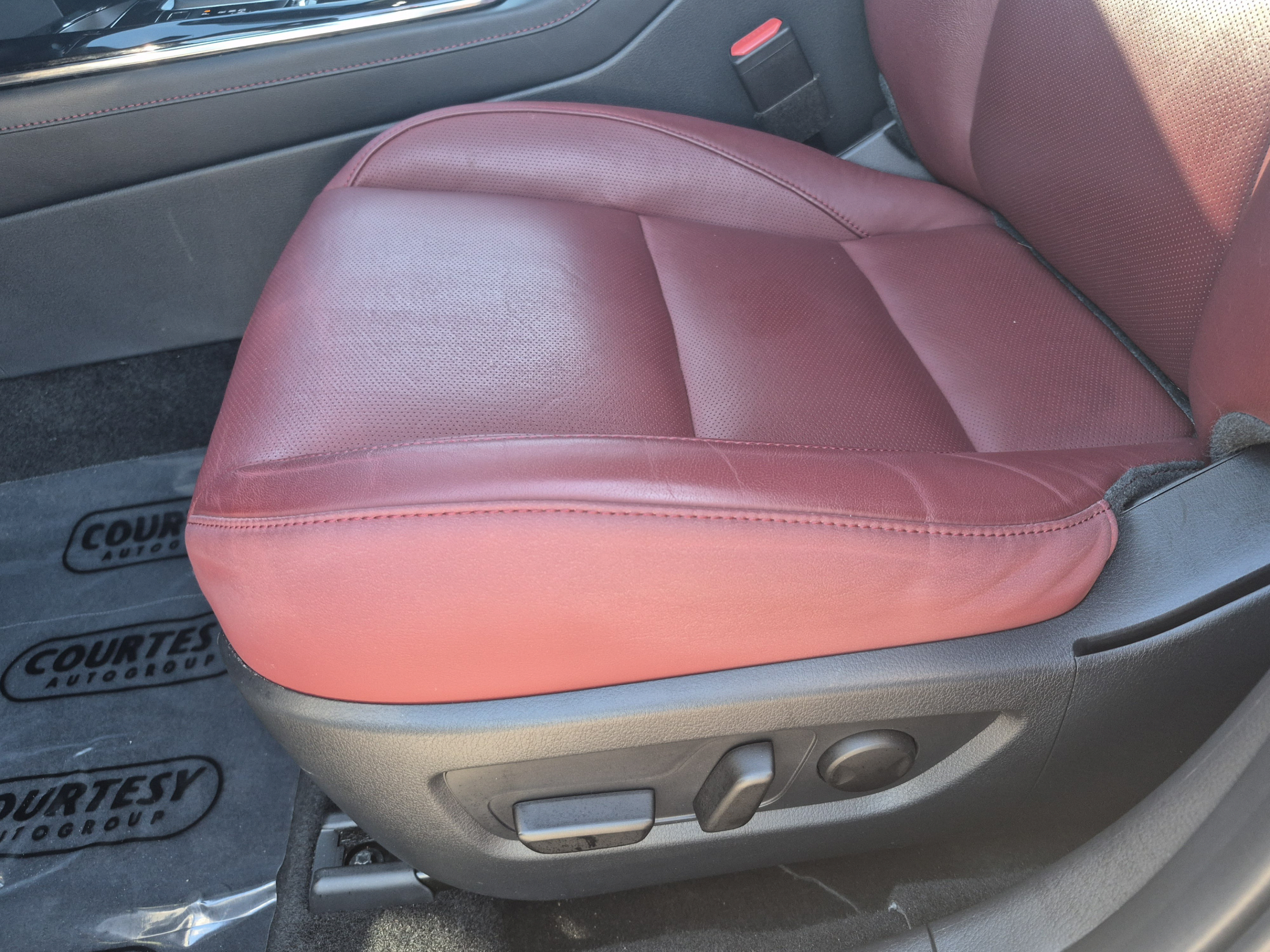Used 2024 MAZDA CX-30 AWD 2.5 S w/ Preferred Package image 22