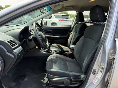 Used 2015 Subaru Crosstrek 2.0i Premium AWD/4WD image 12