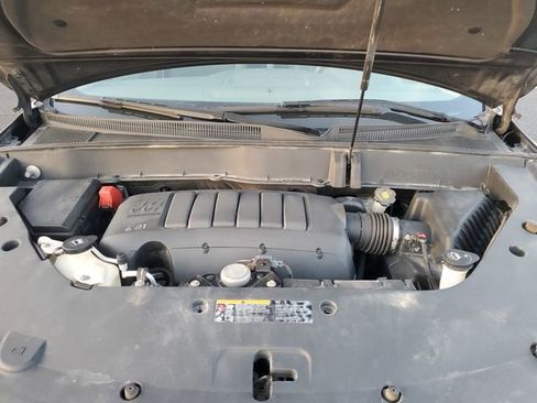 Used 2014 Chevrolet Traverse LS image 32