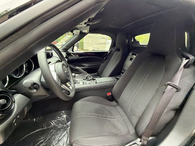 New 2026 MAZDA MX-5 Miata Club w/ Interior Package RWD image 11