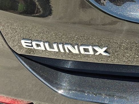 Used 2022 Chevrolet Equinox LS FWD image 32