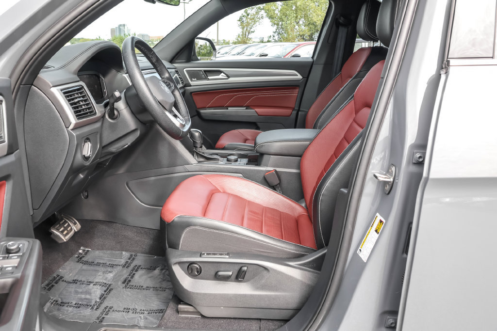 Certified 2023 Volkswagen Atlas Cross Sport SEL Premium R-Line AWD/4WD image 6