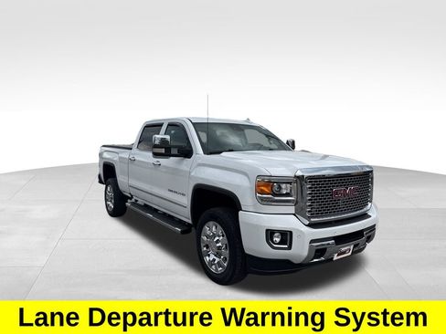 Used 2017 GMC Sierra 2500 Denali image 8