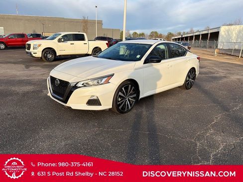 Certified 2019 Nissan Altima 2.5 SR image 2