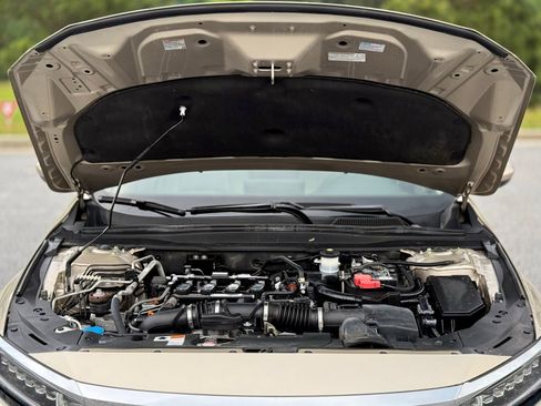 Used 2018 Honda Accord LX image 49