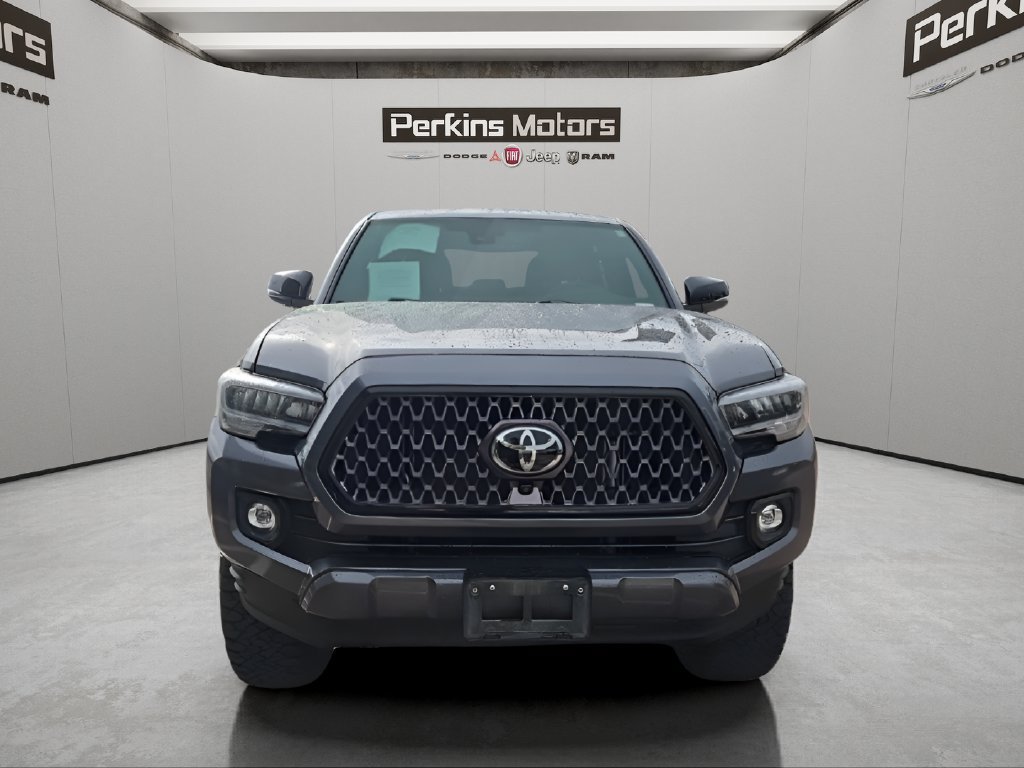 Used 2021 Toyota Tacoma Limited w/ Nightshade Package AWD/4WD image 17
