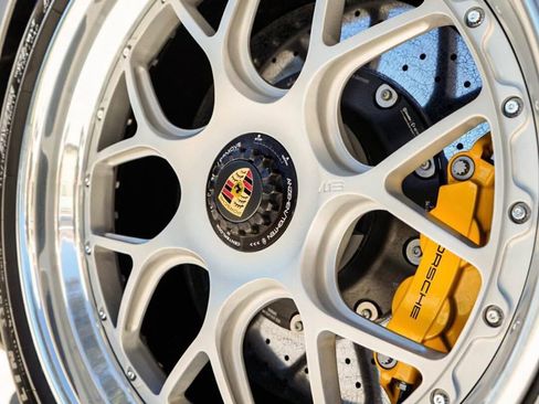 Used 2021 Porsche 911 Turbo S image 17