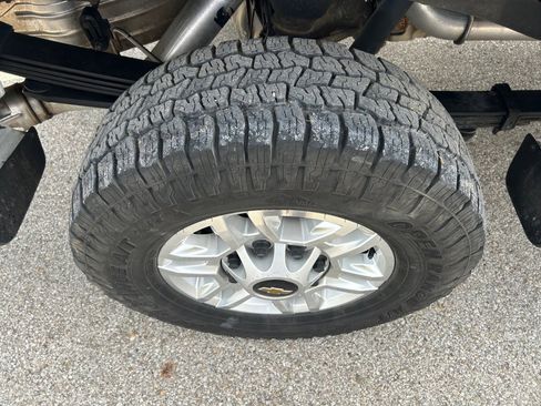 Used 2024 Chevrolet Silverado 2500 W/T w/ WT Fleet Convenience Package image 23