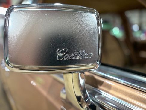 Used 1989 Cadillac Brougham image 30