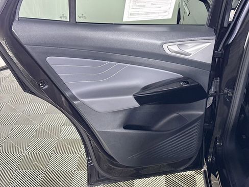 Certified 2023 Volkswagen ID.4 Pro S Plus RWD image 20