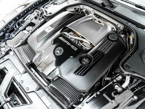 Used 2024 Mercedes-Benz SL 63 AMG 4MATIC image 49