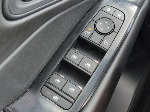 Certified 2026 Nissan Rogue S FWD image 22