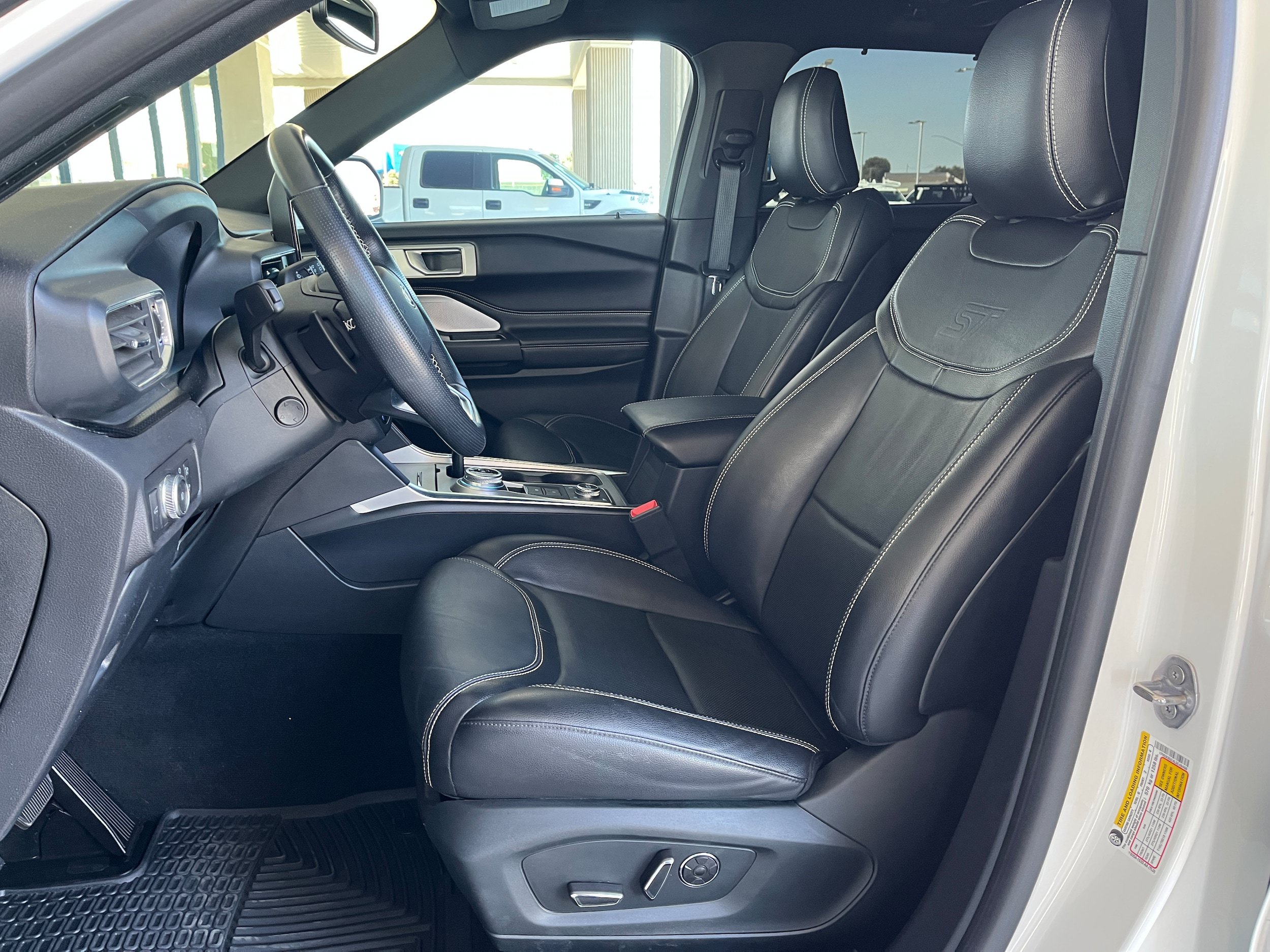 Certified 2020 Ford Explorer ST w/ ST Street Pack AWD/4WD image 4