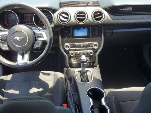 Used 2020 Ford Mustang Coupe RWD image 26