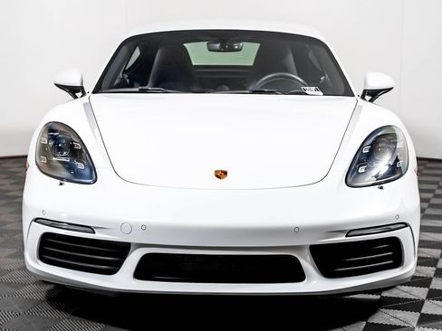 Certified 2024 Porsche 718 Cayman RWD image 6