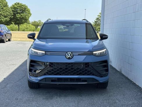 New 2026 Volkswagen Tiguan SE R-Line AWD/4WD image 9