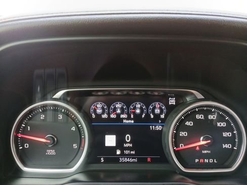 Used 2020 Chevrolet Silverado 2500 LTZ w/ LTZ Premium Package image 11