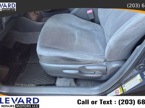 Used 2010 Toyota Prius Five FWD image 22
