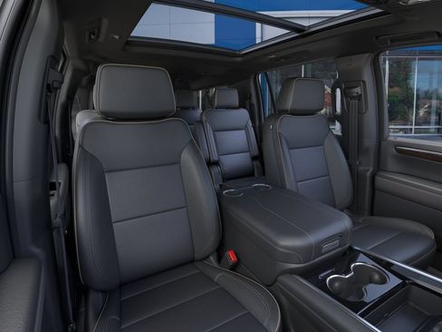 New 2026 Chevrolet Suburban Premier AWD/4WD image 16