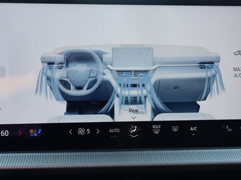 Used 2025 Ford Explorer ST image 24