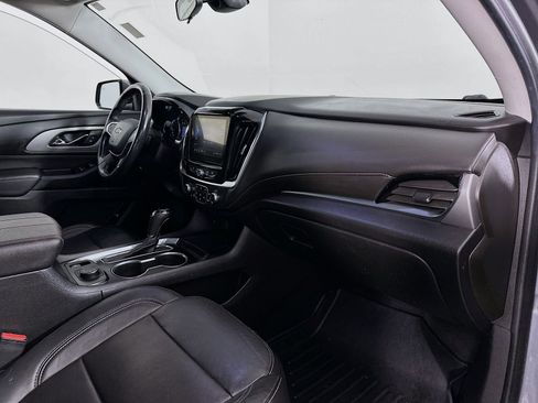 Used 2020 Chevrolet Traverse LT w/ LPO, Blackout Package image 31
