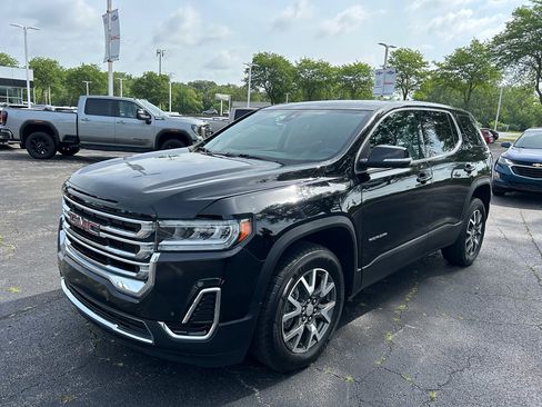 Used 2023 GMC Acadia SLE AWD/4WD image 1