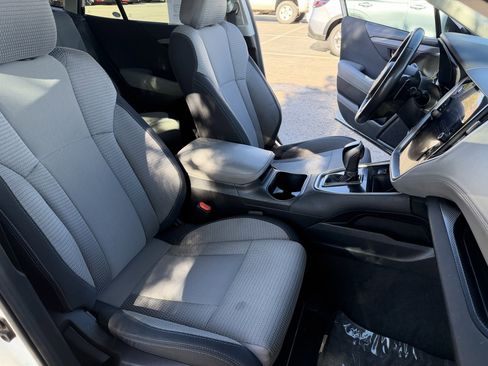 Used 2023 Subaru Outback Premium w/ Popular Package #1 image 29