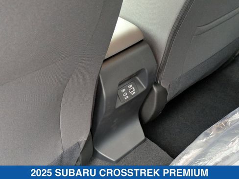 Certified 2025 Subaru Crosstrek 2.0i Premium image 12