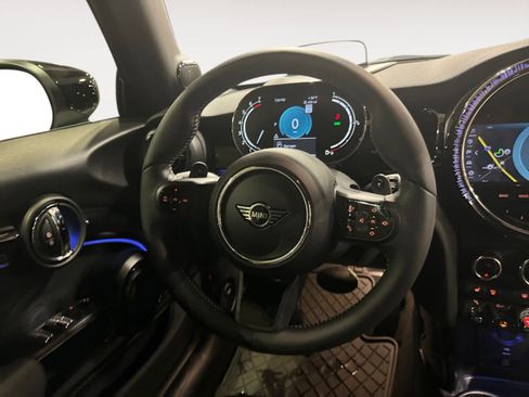 Used 2024 MINI Cooper S image 13