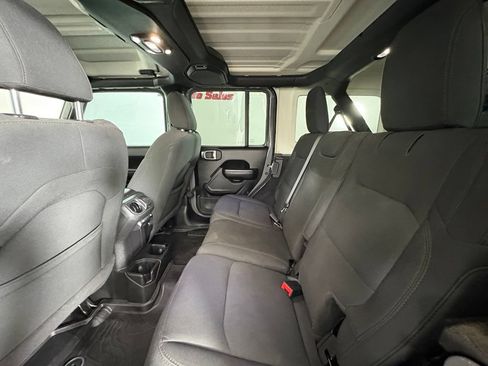 Used 2023 Jeep Wrangler Unlimited Sport AWD/4WD image 39