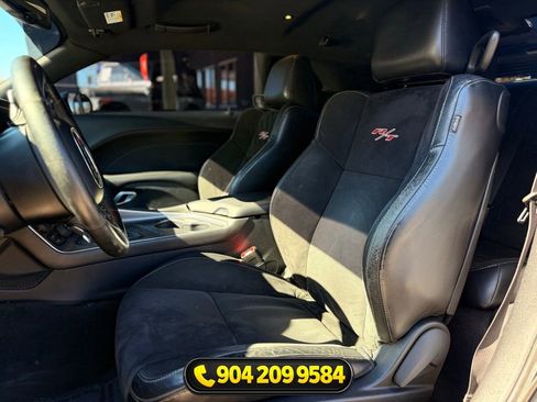 Used 2015 Dodge Challenger R/T Scat Pack w/ Scat Pack Appearance Package RWD image 23