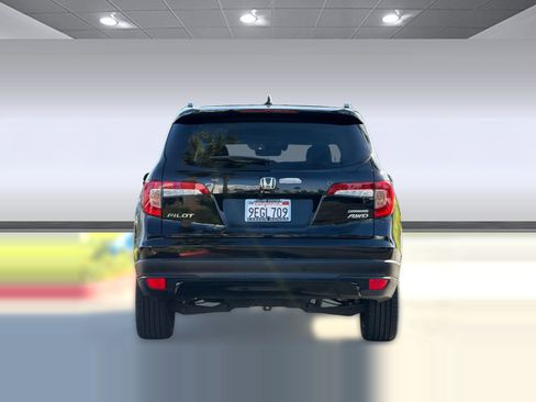 Certified 2022 Honda Pilot Special Edition image 9
