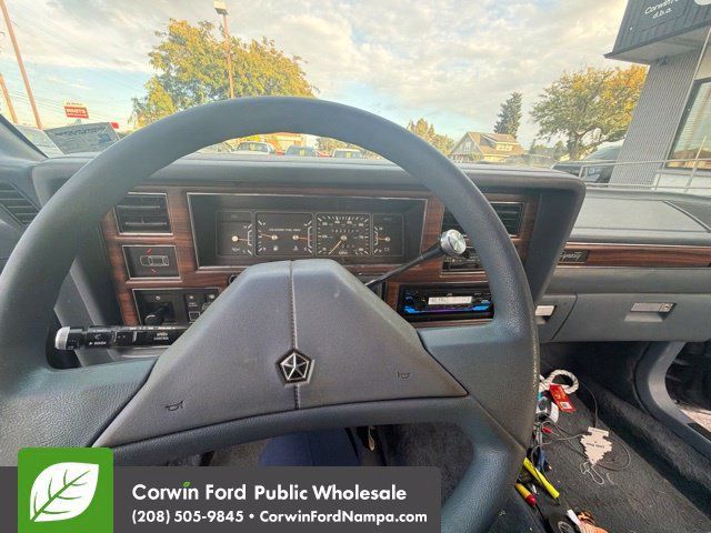 Used 1989 Dodge Dynasty LE FWD image 13