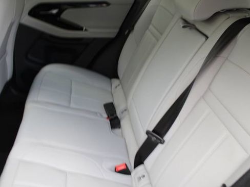 Used 2025 Land Rover Range Rover Evoque S image 5