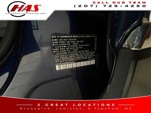 Used 2024 Volkswagen Tiguan Wolfsburg Edition AWD/4WD image 17
