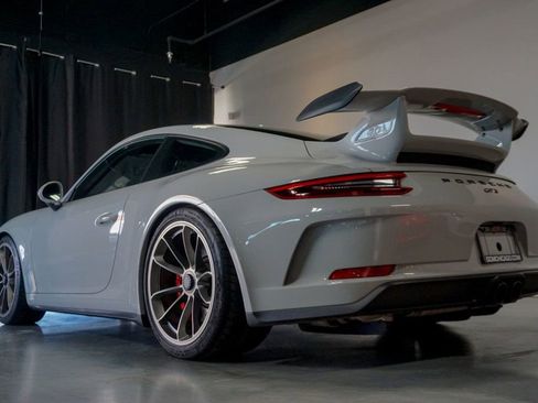 Used 2018 Porsche 911 GT3 image 34