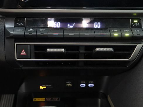 Used 2025 Toyota Camry LE FWD image 19