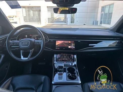 Used 2022 Audi Q8 Premium Plus w/ Premium Plus Package image 21