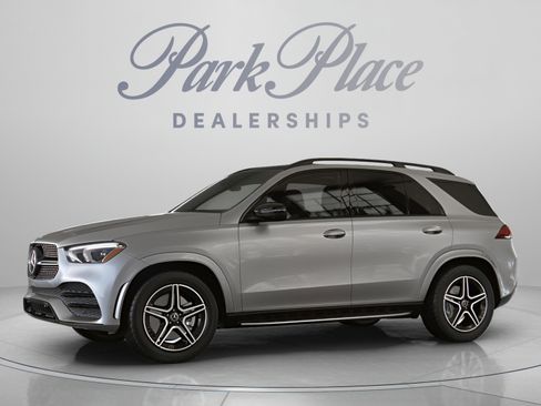 Used 2022 Mercedes-Benz GLE 450 4MATIC image 3