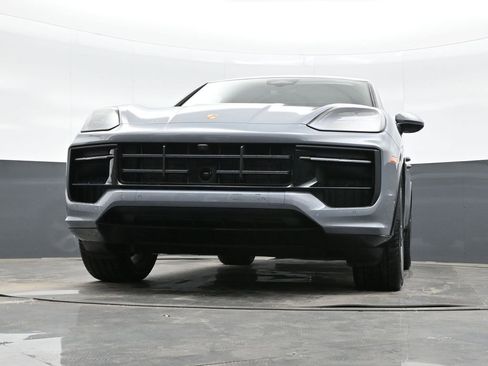New 2026 Porsche Cayenne GTS image 41
